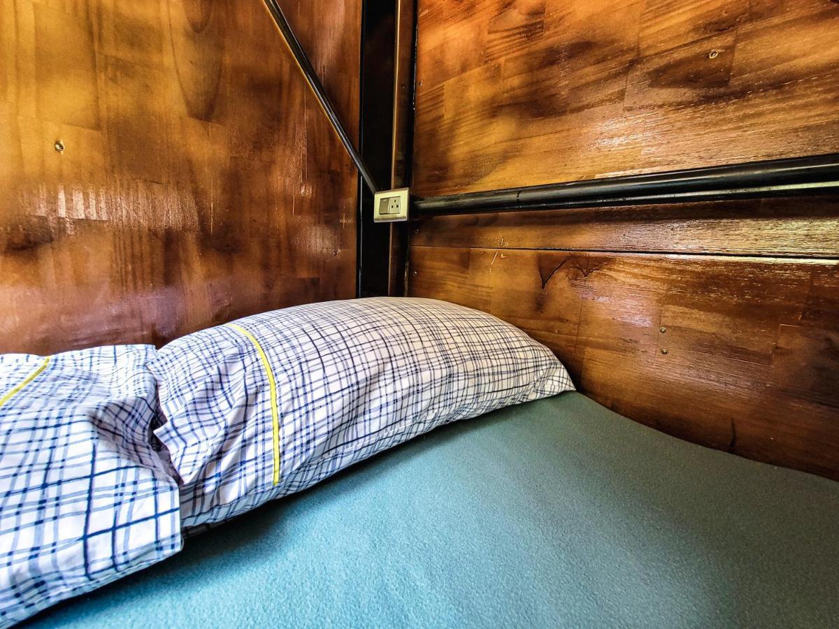 Wolf Totem Steam Punk Guesthouse ปีซัก ภายนอก รูปภาพ