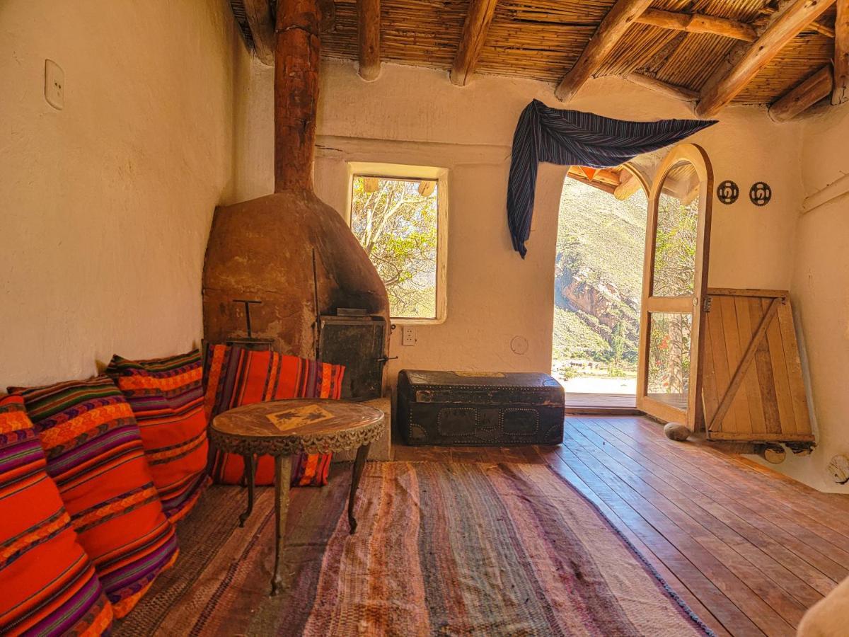Wolf Totem Steam Punk Guesthouse ปีซัก ภายนอก รูปภาพ