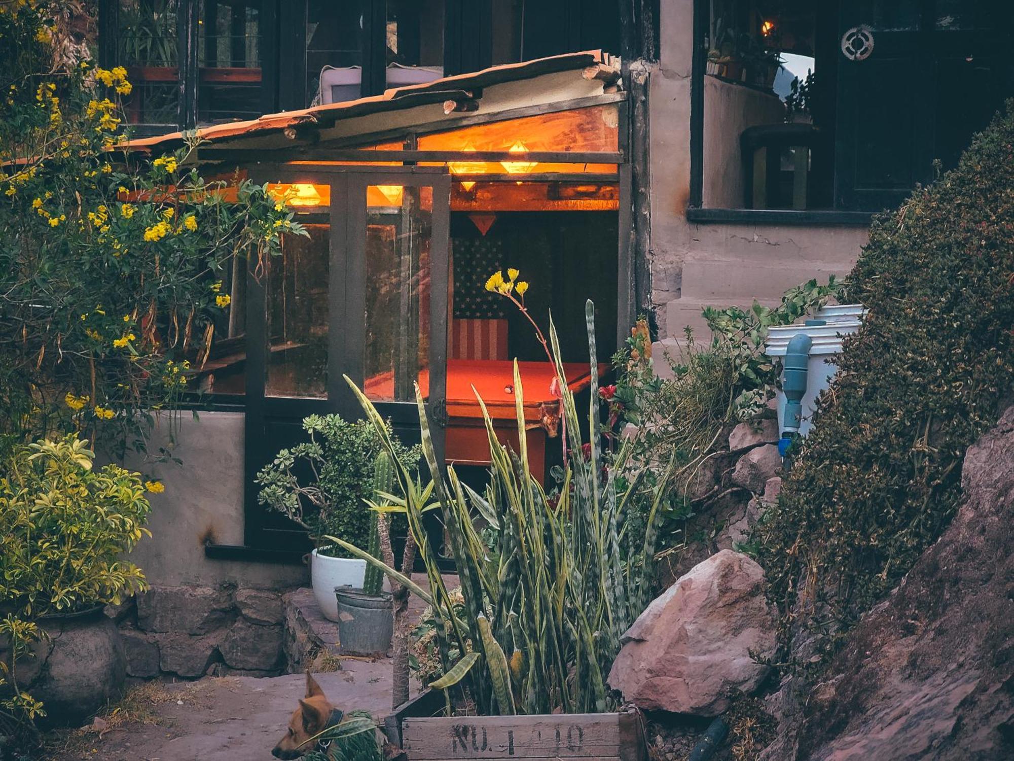 Wolf Totem Steam Punk Guesthouse ปีซัก ภายนอก รูปภาพ